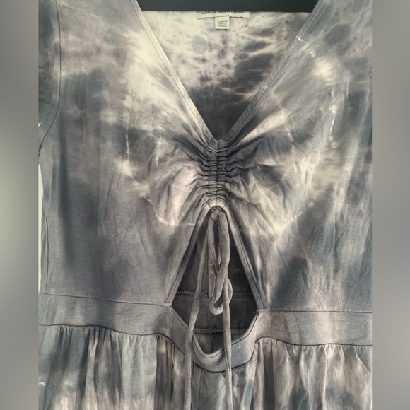 American Eagle Tie-Dye Keyhole Romper - Picture 3 of 6